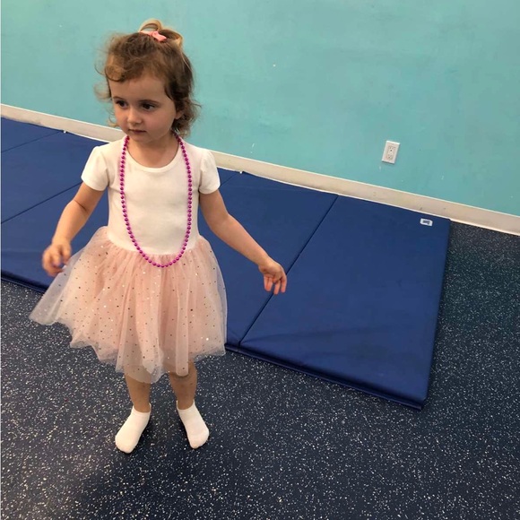 Tucker + Tate White / Pink  Princess Dress with Fox Fur Jacket. New. - Picture 4 of 8